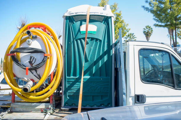 Portable restroom solutions in Many, LA